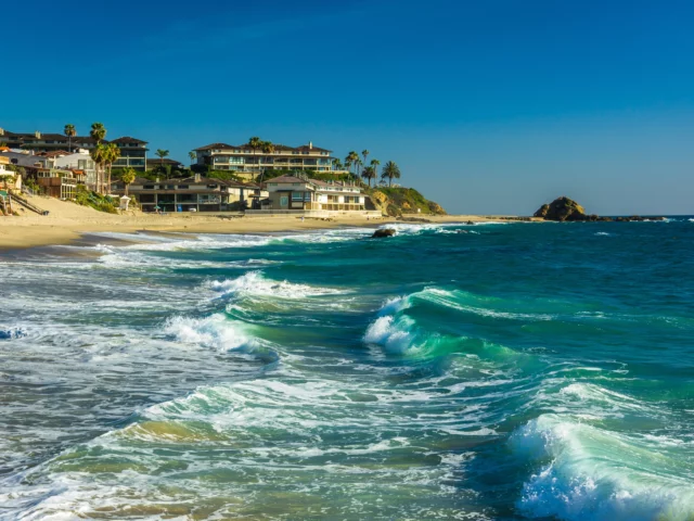 Unwind in Style: VRBO's Top Picks for Fabulous Beach Vacations around the United States