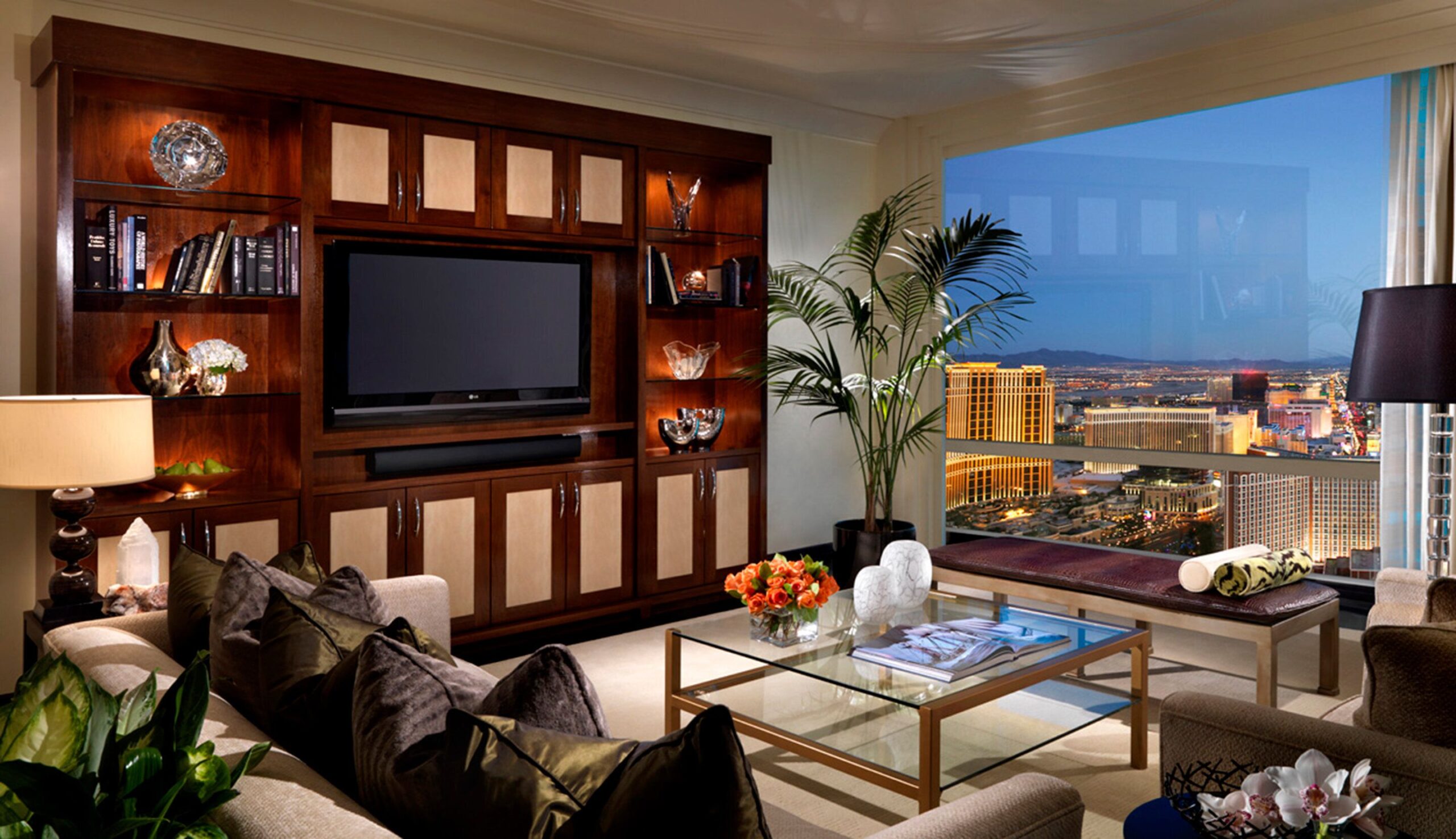 Experience Luxury at the Trump International Hotel Las Vegas